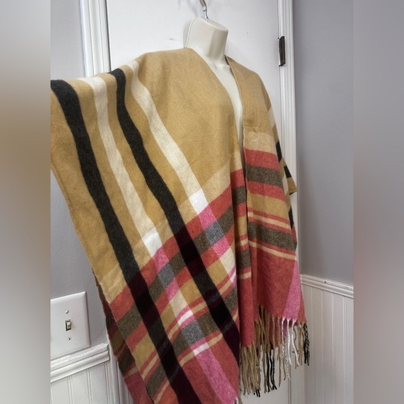 Woolrich Women’s One Size Plaid Fringe Wrap Poncho in Tan, Red, and Black - Picture 3 of 6
